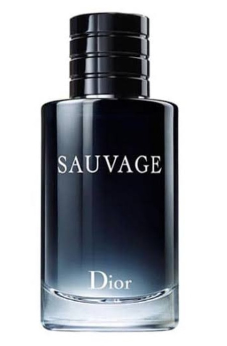 دیور عطر ساواج (Dior Sauvage) یکی از پرفروشترین ها